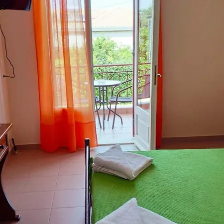 Otel Araxovoli - Aραξοβόλι Lefkada Tsoukaládhes